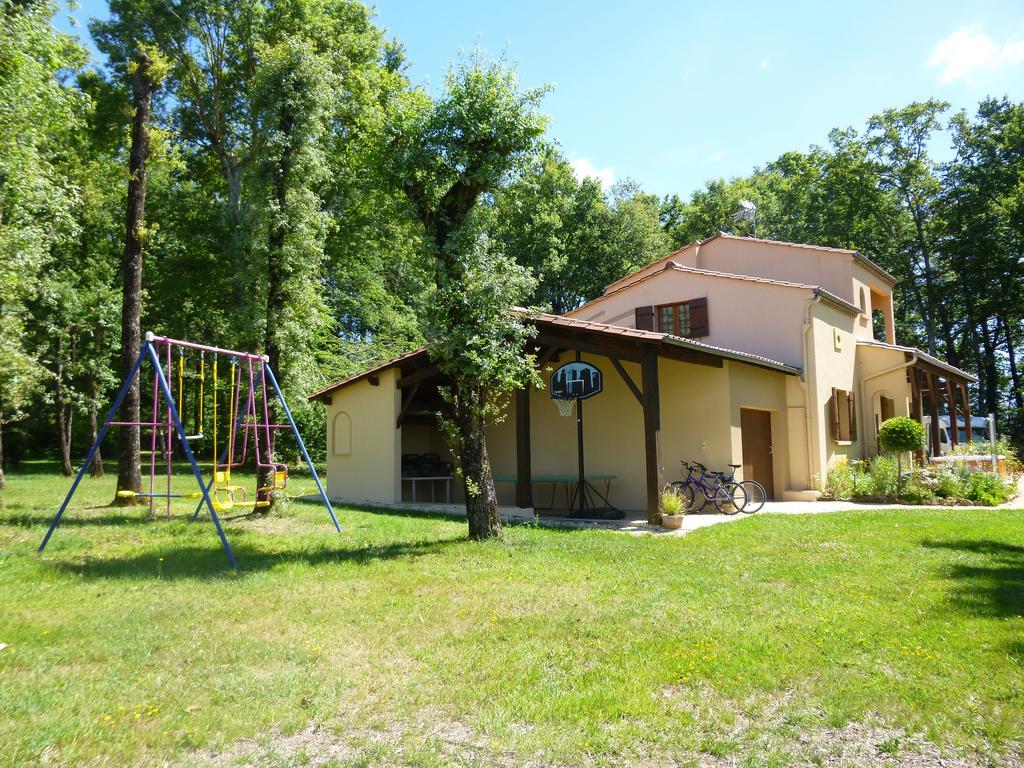 Maison De Vacances Macou 2 Capdrot Экстерьер фото